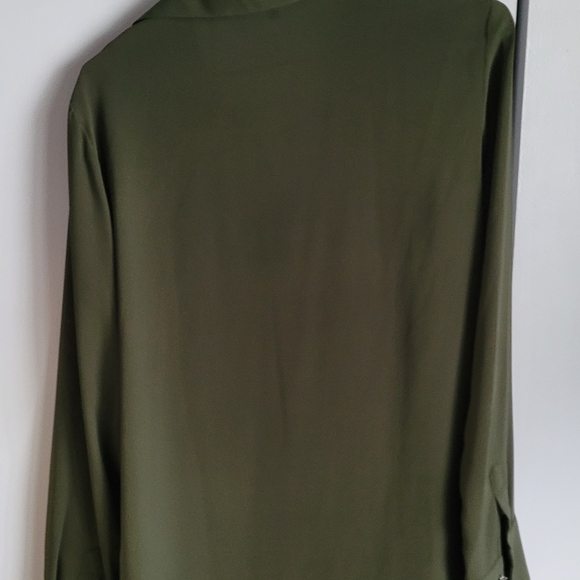 GUESS olive green professional button-up blouse NWOT - Picture 3 of 6